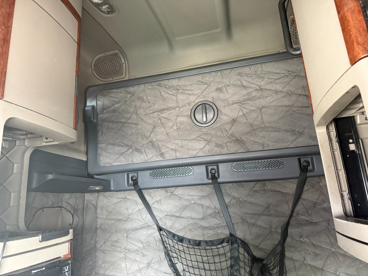 https://imanpro.net/pub/co/ezway/photo/1866/11.jpg?t=20260623141110