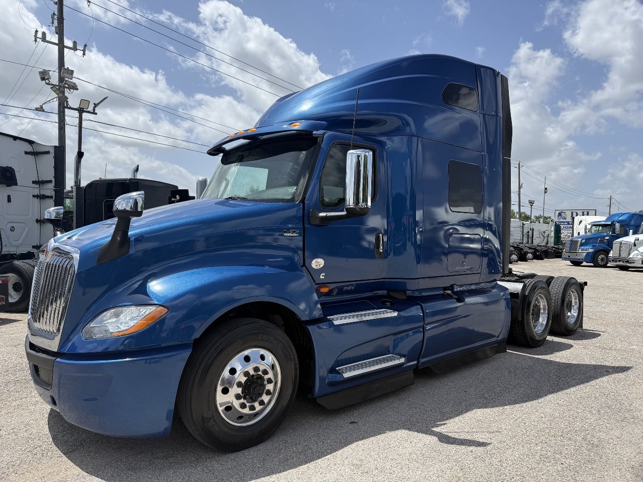 2022-international-lt-sleeper #3551
