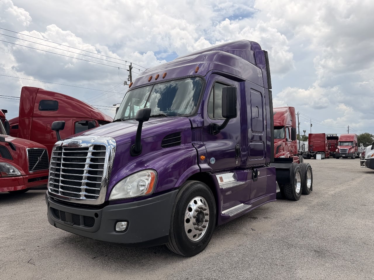 2019-freightliner-cascadia-113-sleeper #3618