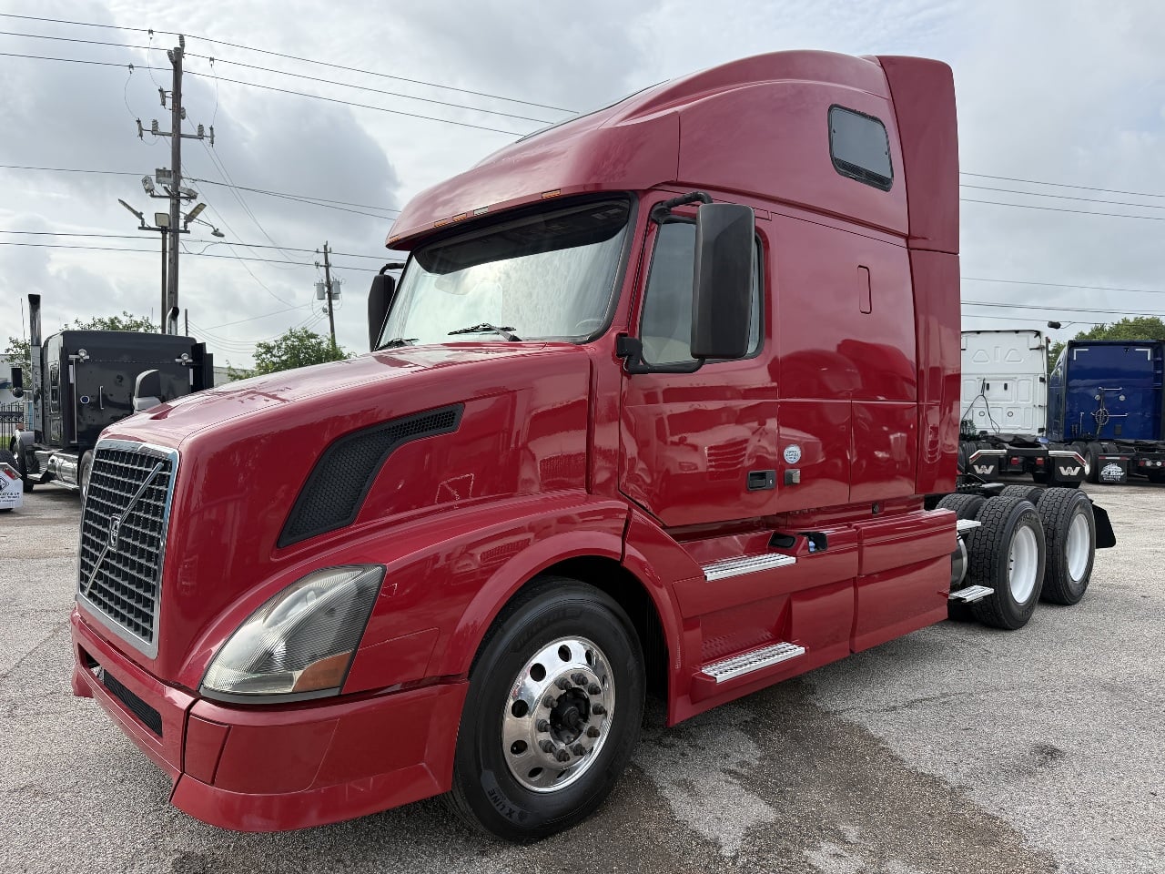 2014-volvo-vnl670-sleeper #3666