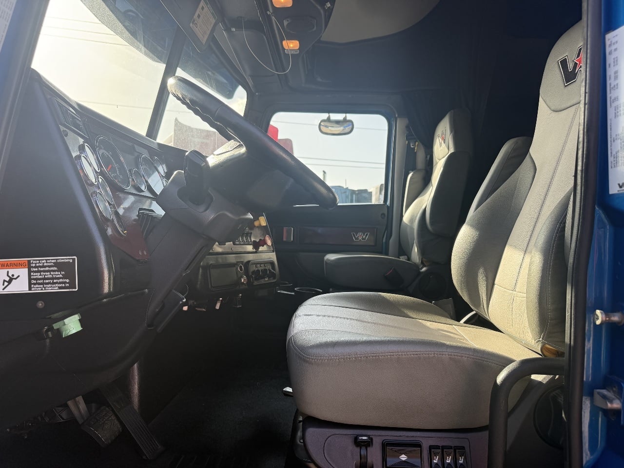https://imanpro.net/pub/co/ezway/photo/1908/7.jpg?t=20260815122718