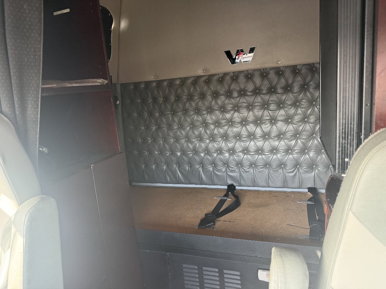 https://imanpro.net/pub/co/ezway/photo/1908/8.jpg?t=20260815122718