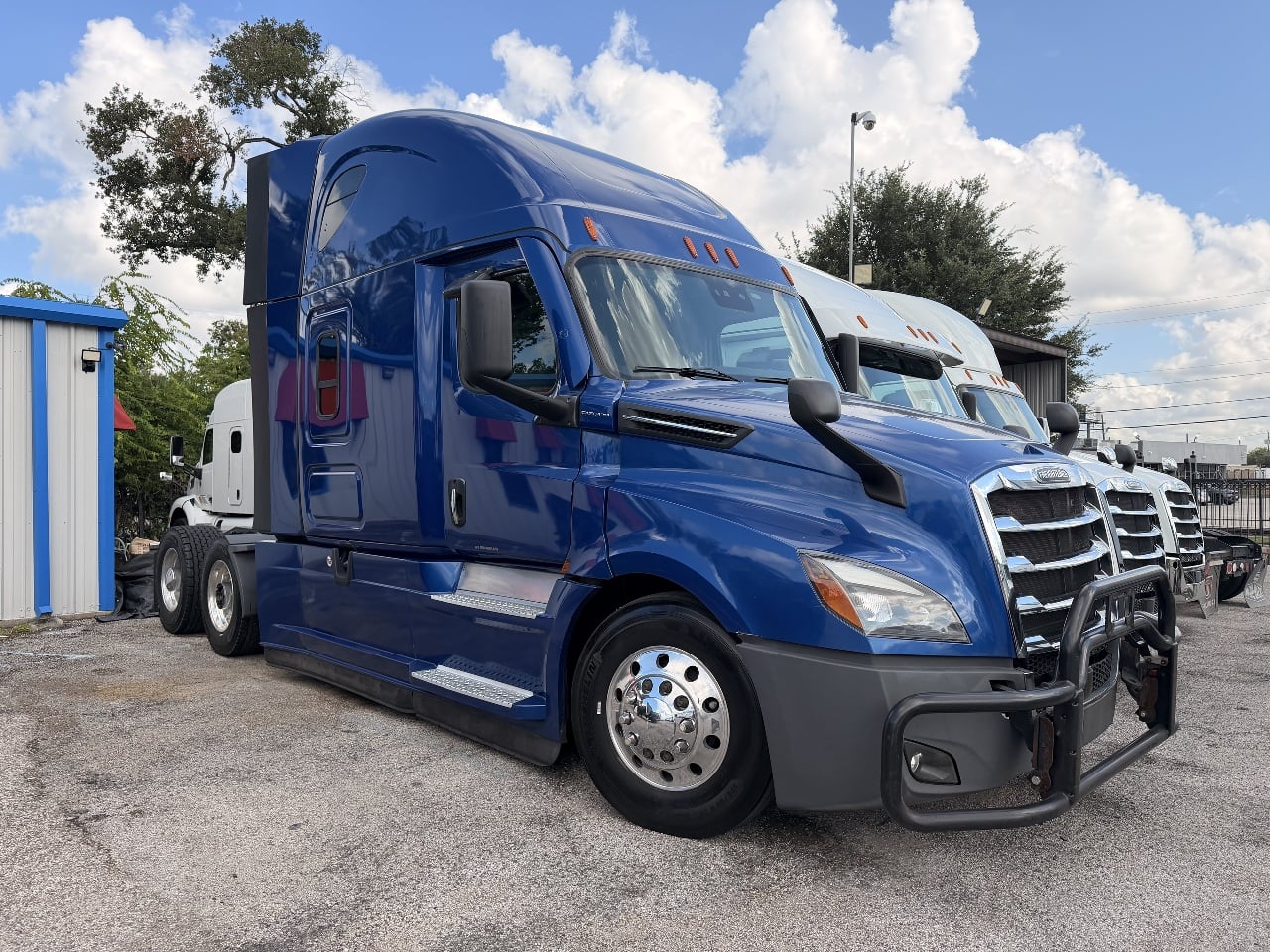 2023 FREIGHTLINER CASCADIA 126 Sleeper #3972