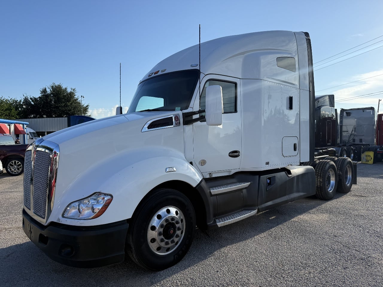 2017-kenworth-t680-sleeper #3998