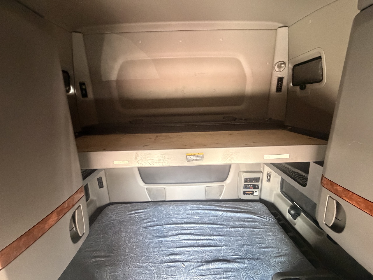https://imanpro.net/pub/co/ezway/photo/1936/9.jpg?t=20260912183001