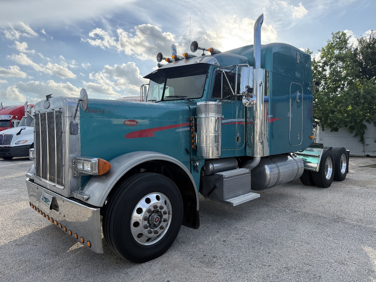 2001-peterbilt-379-sleeper #4025