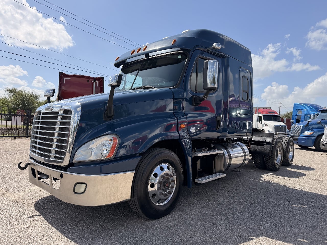 2018-freightliner-cascadia-125-sleeper #4047