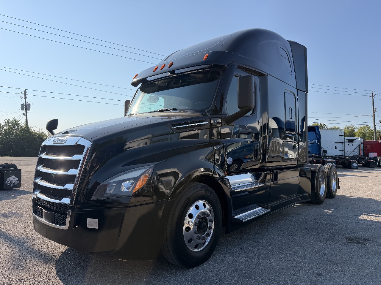 2022-freightliner-cascadia-126-sleeper #4090