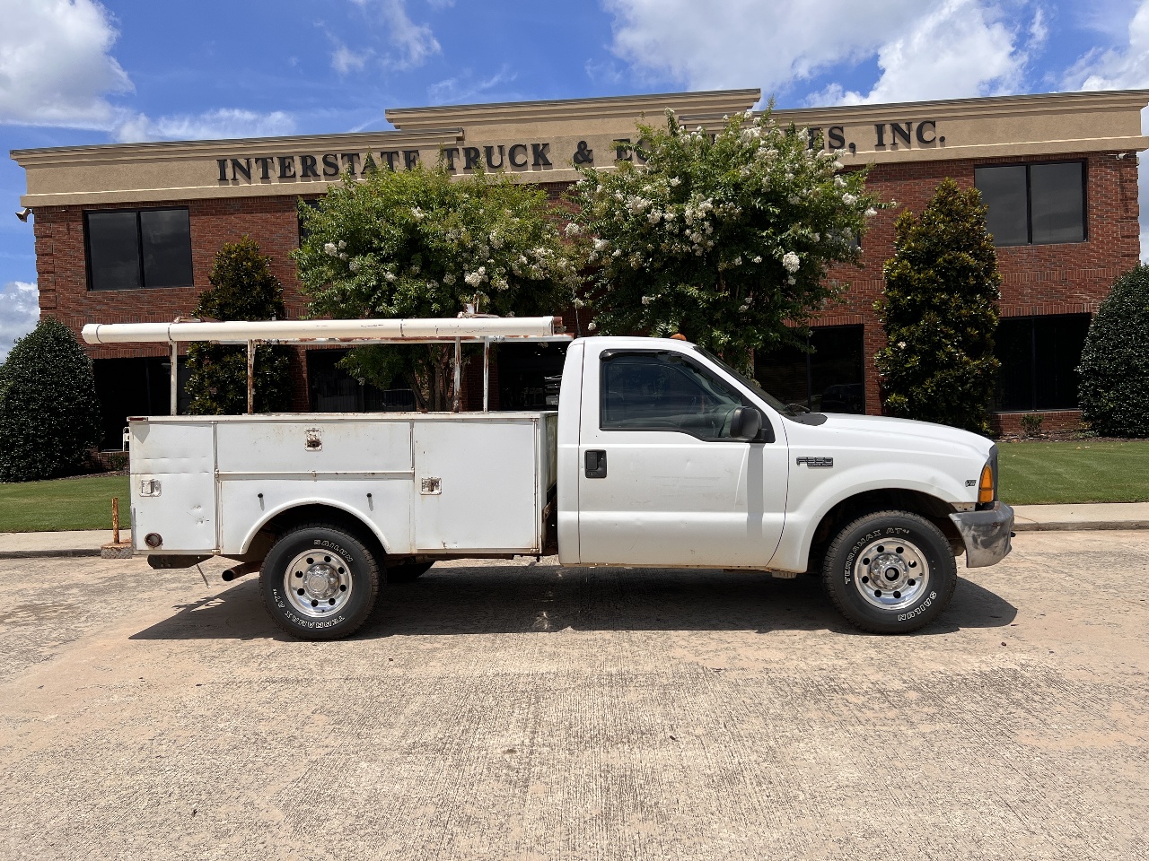 1999 FORD F-350 Service - Utility Truck