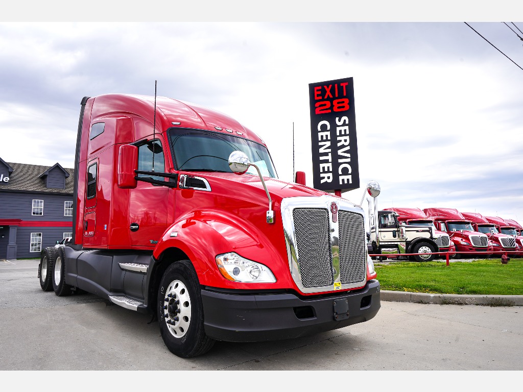 Download 2016 KENWORTH T680 TANDEM AXLE SLEEPER FOR SALE #3781