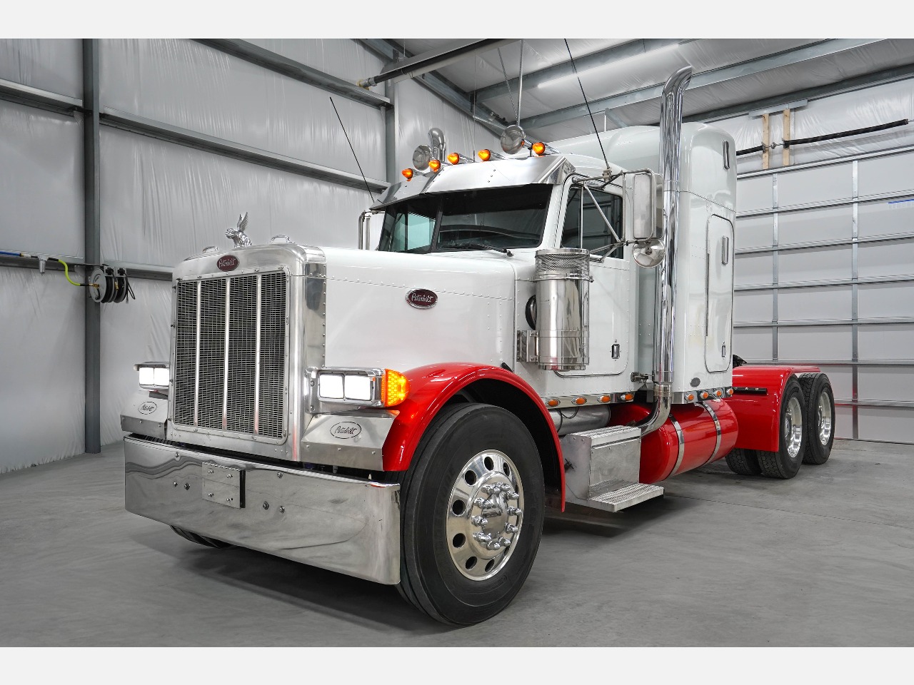 2005 PETERBILT 379 Sleeper #1462