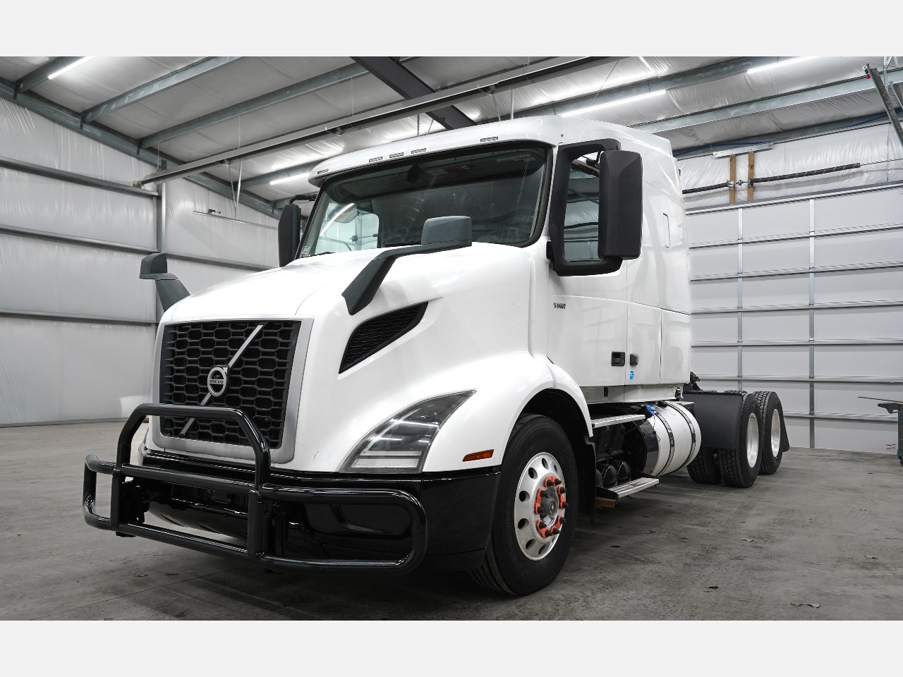 2020 VOLVO VNR64T640 Sleeper #2958 2020 VOLVO VNR64T640 Sleeper #2958