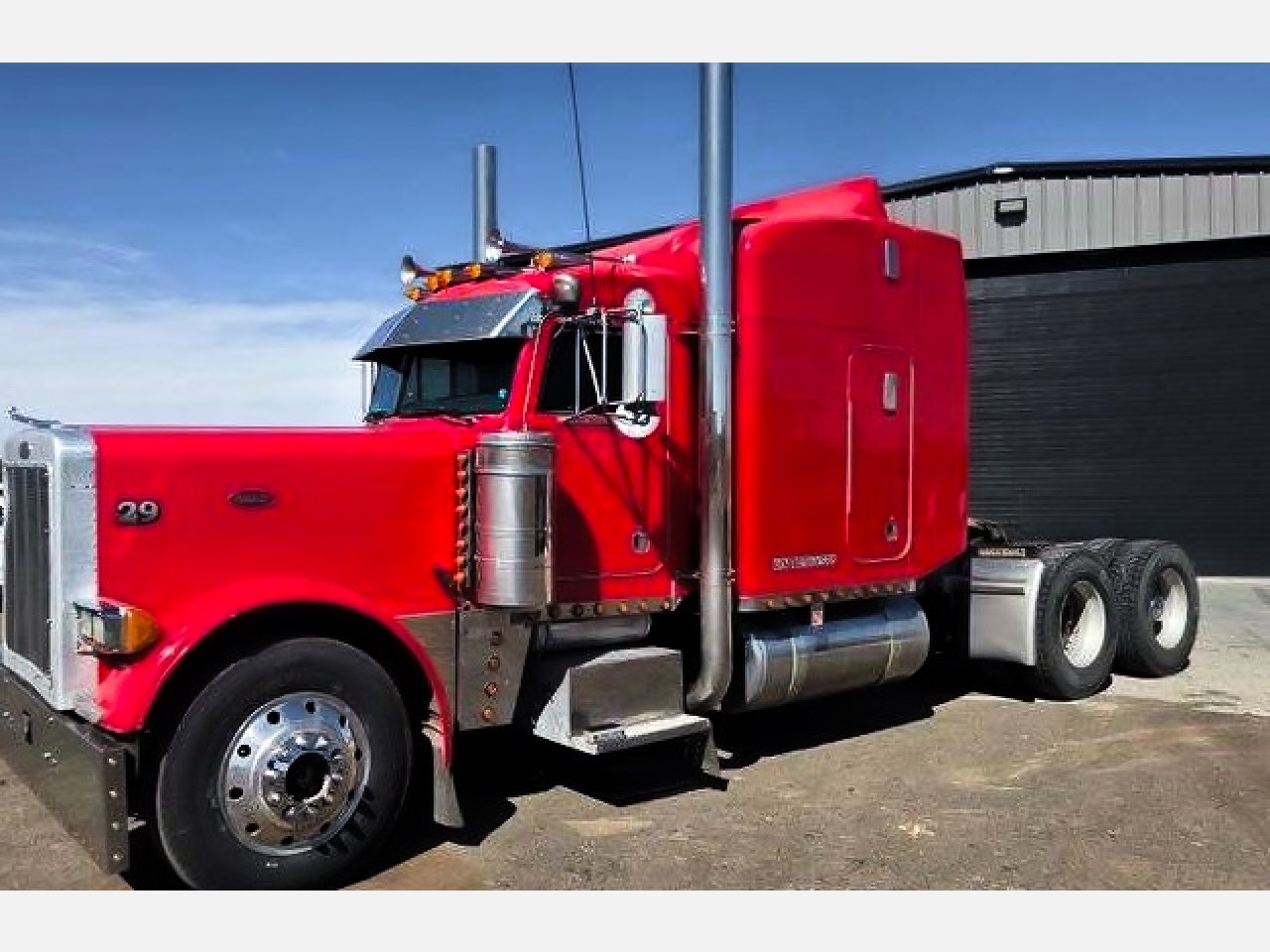 2001 PETERBILT 379 Sleeper #3079