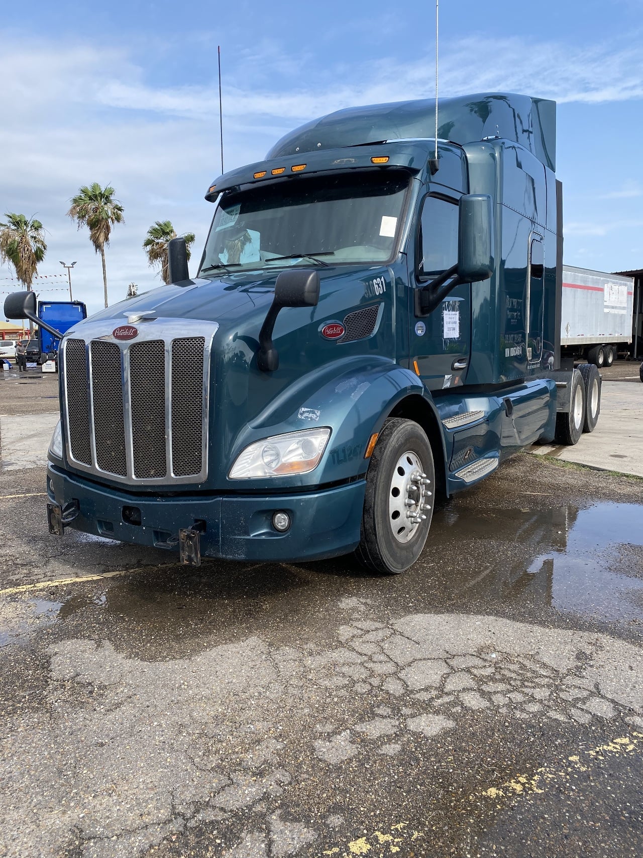 2019-peterbilt-579-sleeper #3392