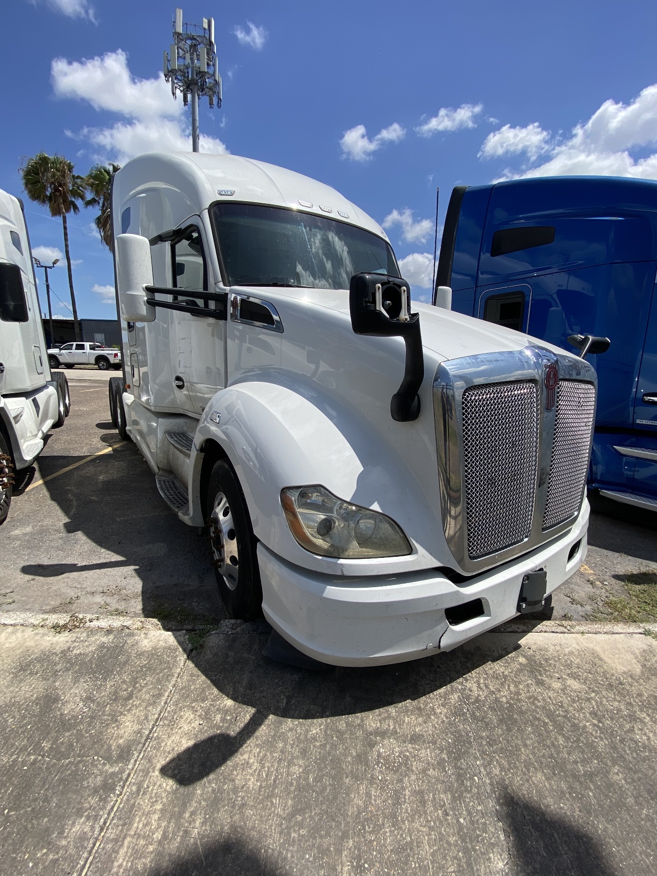 2019-kenworth-t680-sleeper #3590