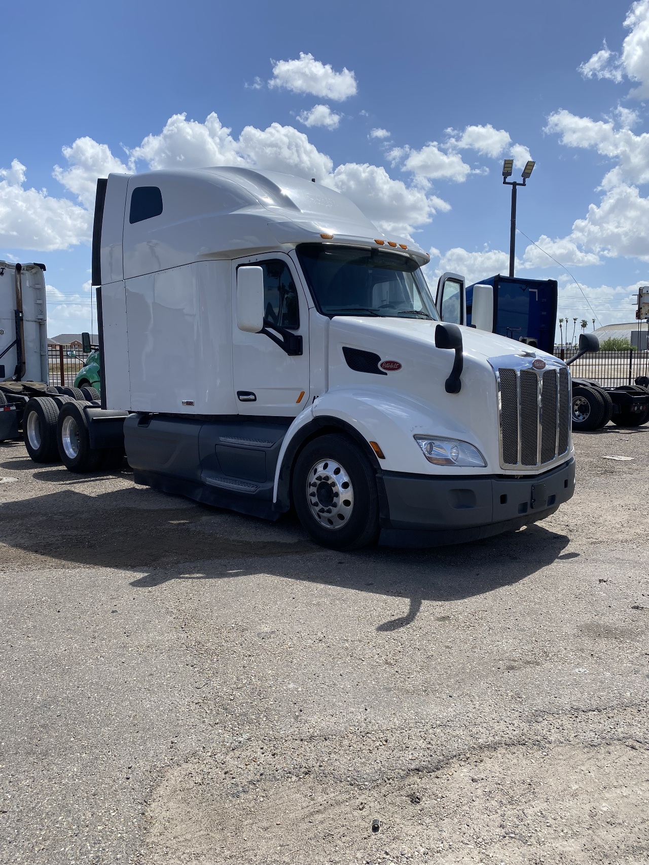 2020-peterbilt-579-sleeper #4035