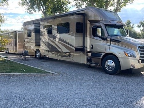 2024 RENEGADE Explorer 40ERB Motorcoach