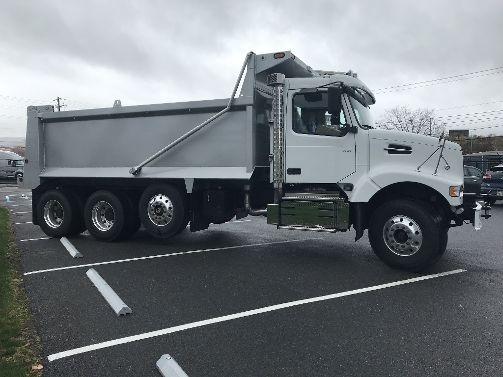 2022 VOLVO VHD84F300 DUMP TRUCK FOR SALE 289996