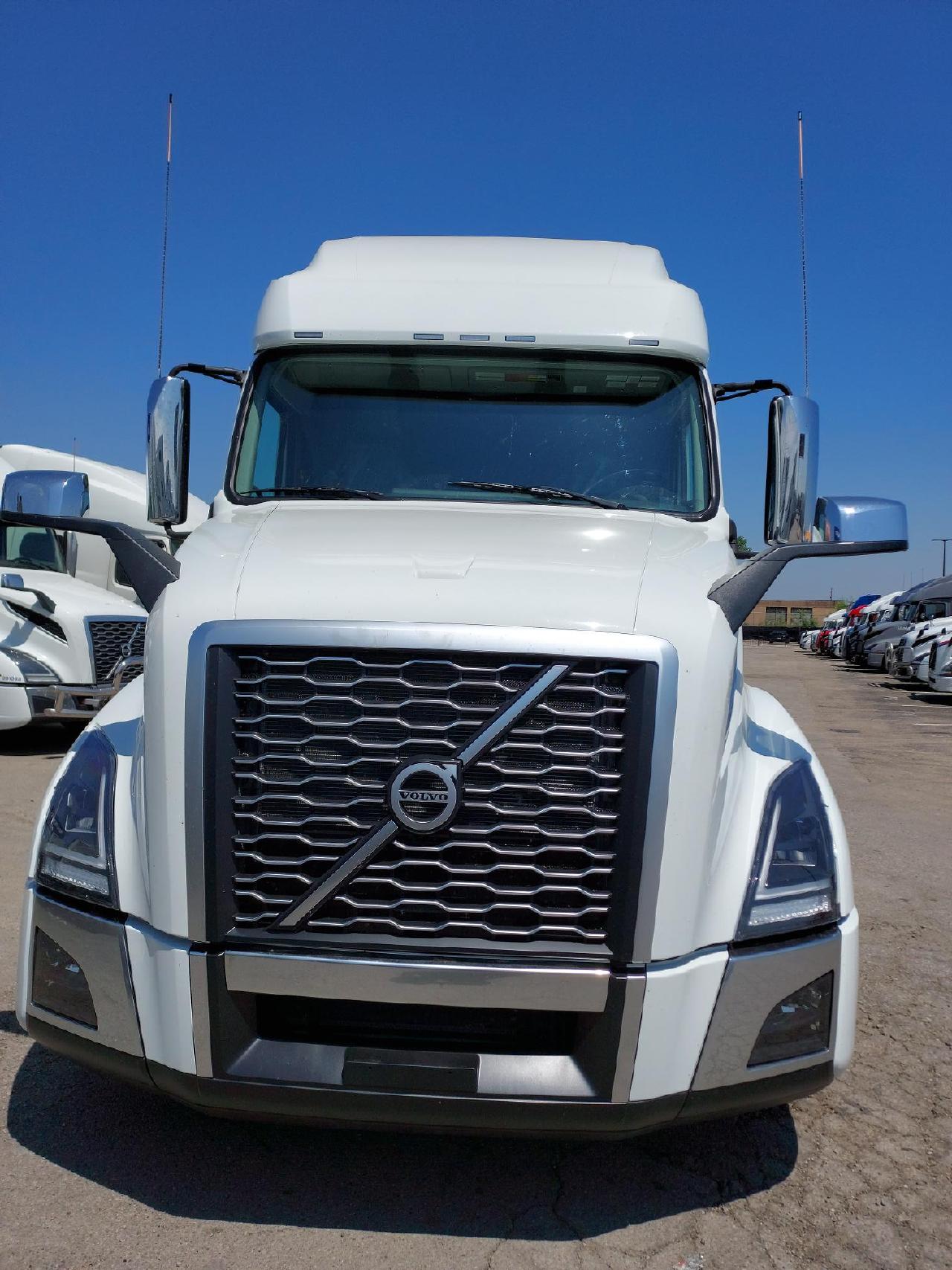 2024 VOLVO VNL64T760 SLEEPER FOR SALE 305593