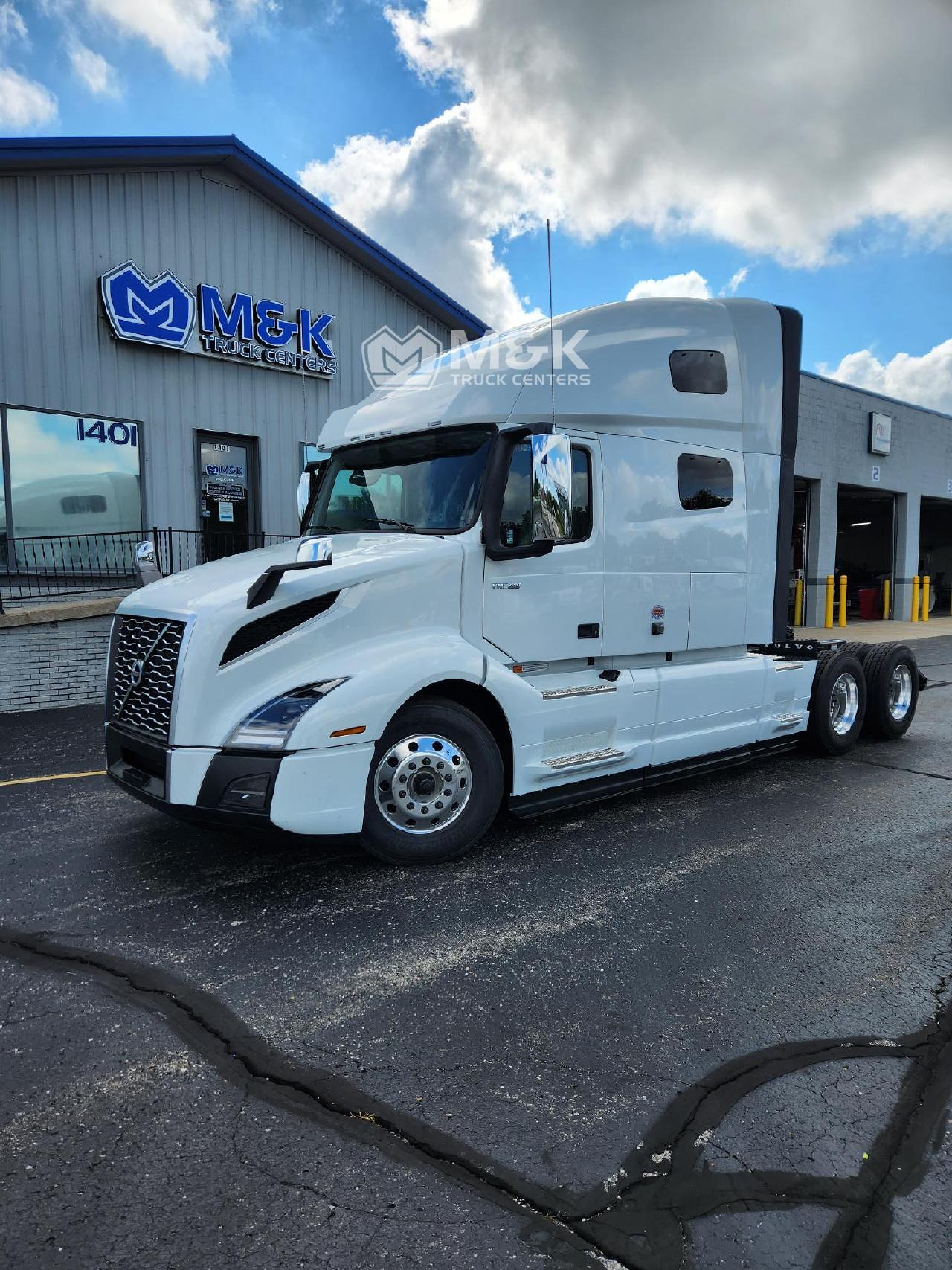 2025 VOLVO VNL64T760 SLEEPER FOR SALE 312391