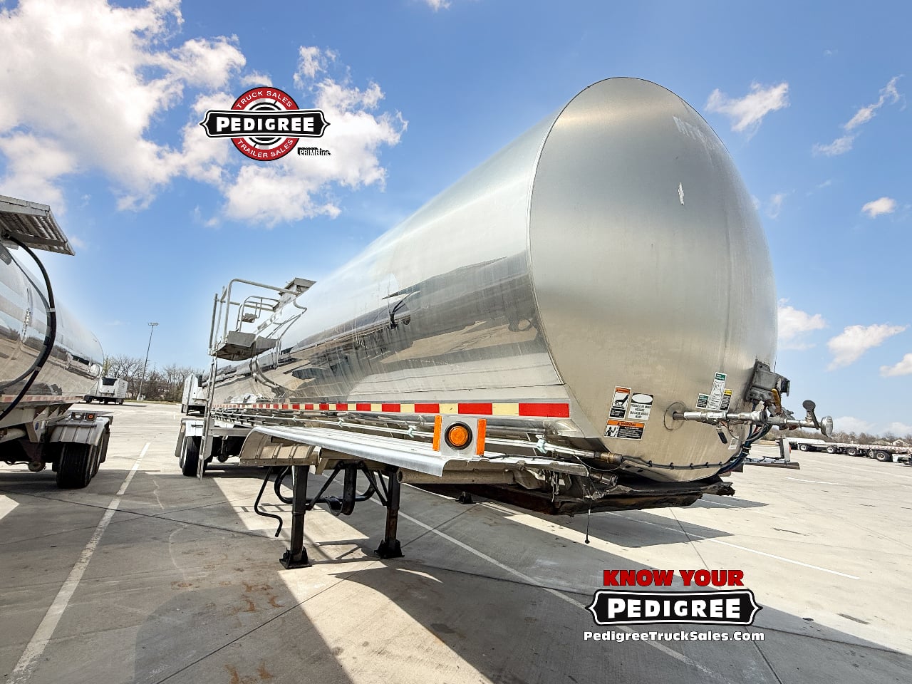 2009 WALKER FOOD GRADE TANKER Food Grade Tanker Trailer #3104