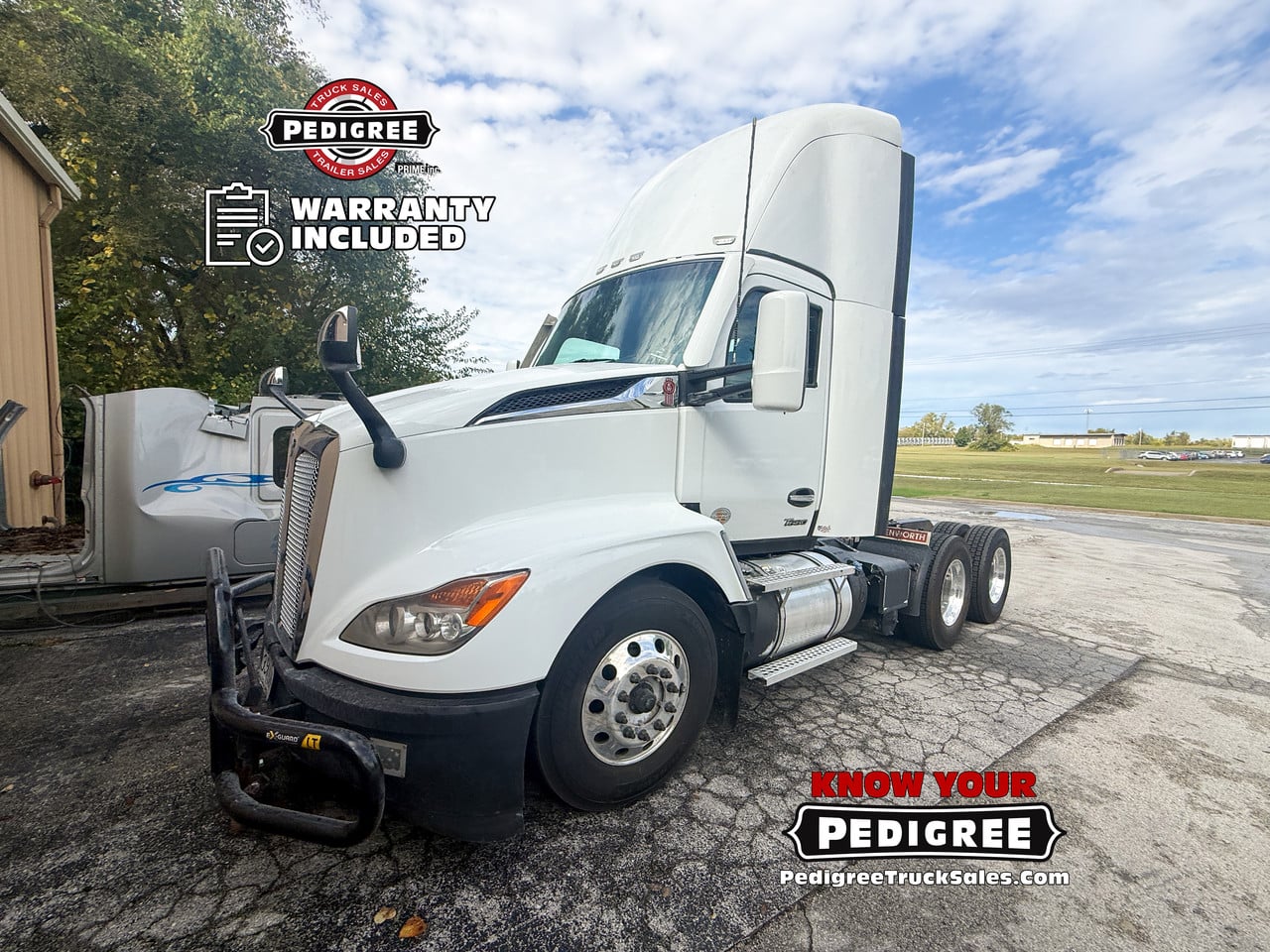 2024 Kenworth in Springfield, MO — photo 2