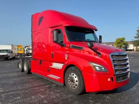 2020 FREIGHTLINER CASCADIA 126 Sleeper