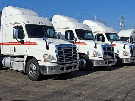 2018 FREIGHTLINER CASCADIA CA125 Heavy Duty Truck