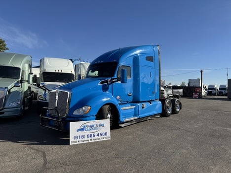 2021 KENWORTH T680 Sleeper