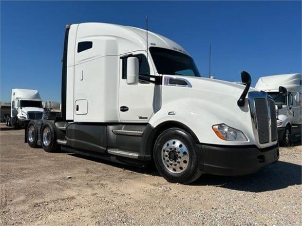 USED 2019 KENWORTH T680 SLEEPER FOR SALE IN TX #3523