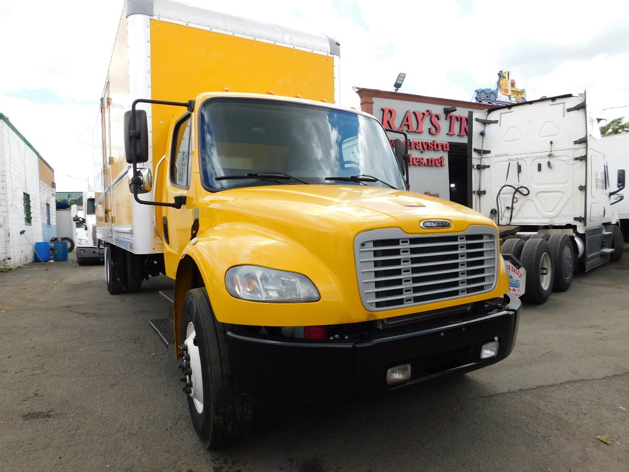 2018 FREIGHTLINER M2 BOX VAN TRUCK FOR SALE #2738