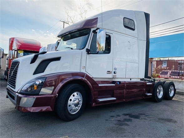 2016 VOLVO VNL64T670 SLEEPER FOR SALE #1030