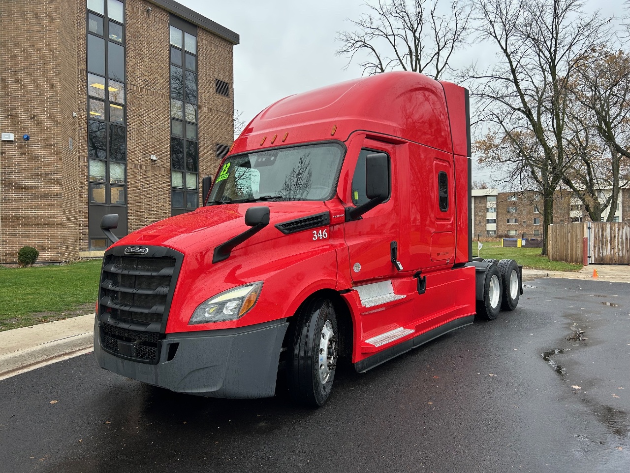 2023 FREIGHTLINER CASCADIA Sleeper #2320