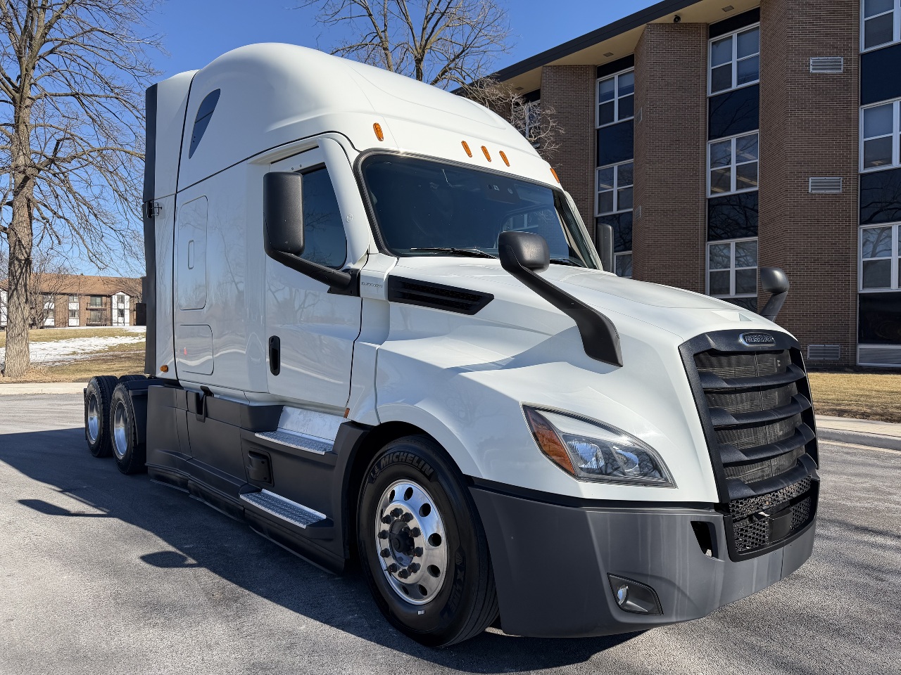 2022 FREIGHTLINER CASCADIA Sleeper #2919 2022 FREIGHTLINER CASCADIA Sleeper #2919