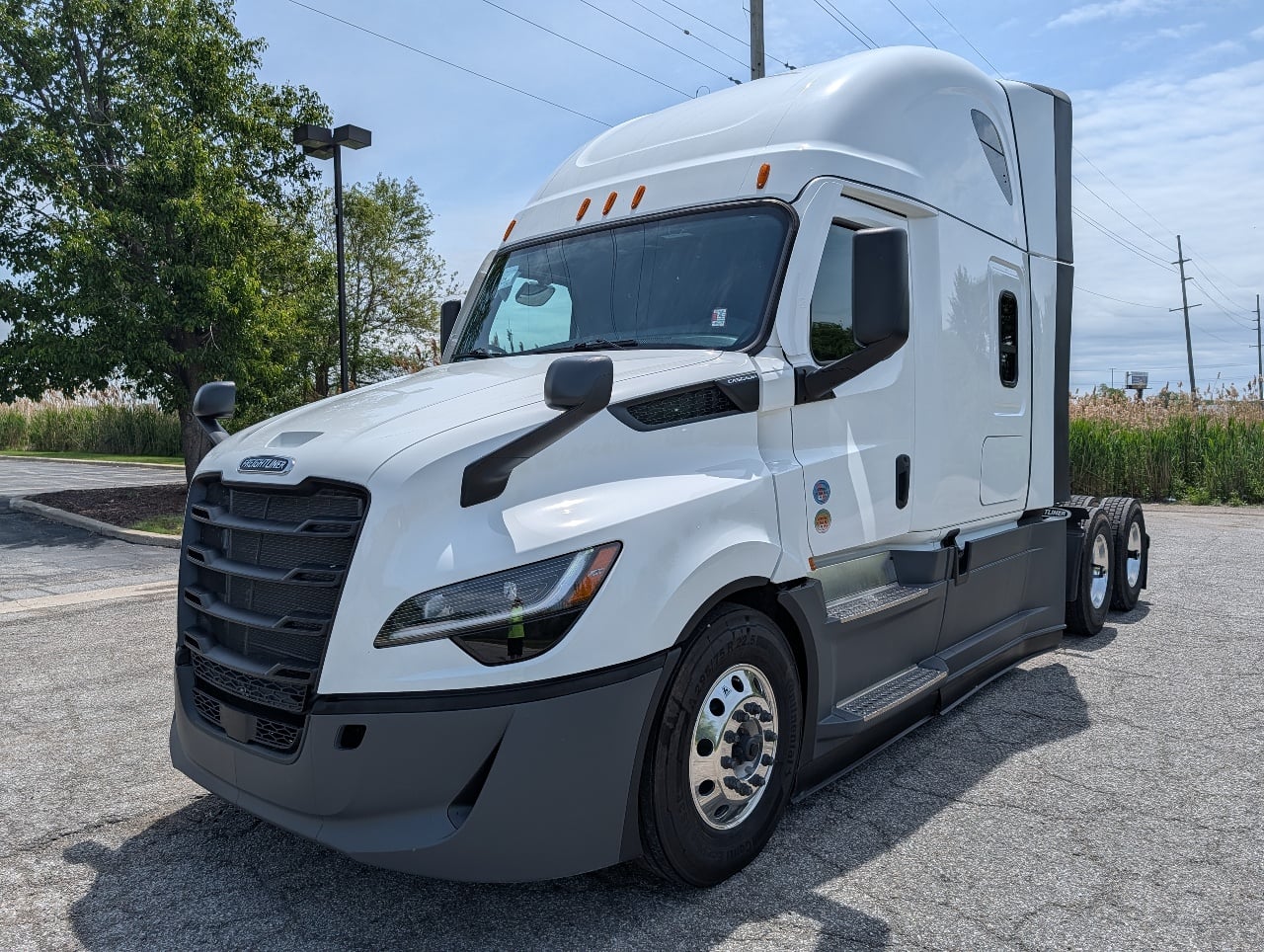 freightliner-pj126slp-sleeper #3495