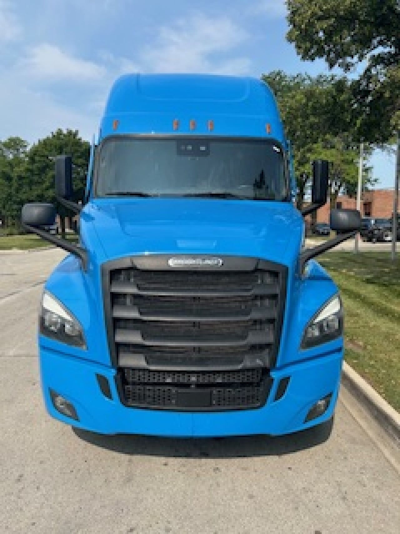 2025-freightliner-pt126slp-sleeper #3681