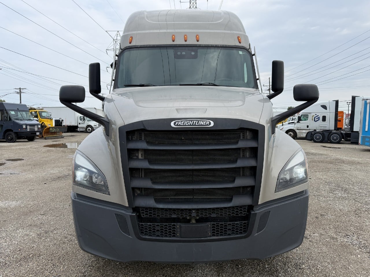 2023-freightliner-pt126slp-sleeper #3823