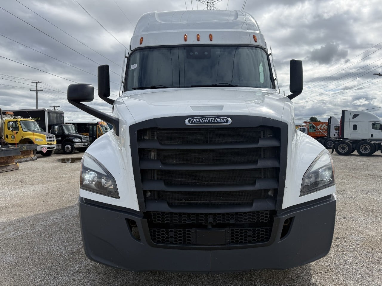 2023-freightliner-pt126slp-sleeper #3857