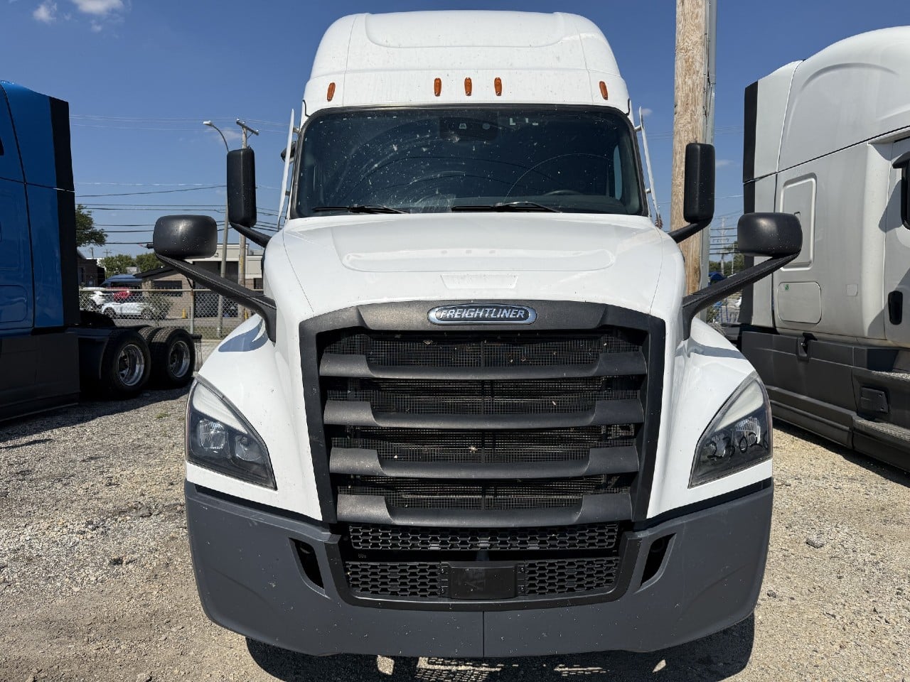 2023-freightliner-pt126slp-sleeper #4014