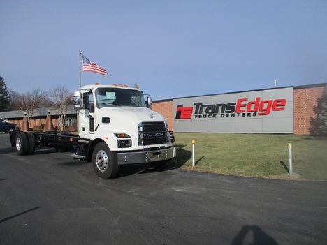 2025 MACK MD6 Cab Chassis Truck #