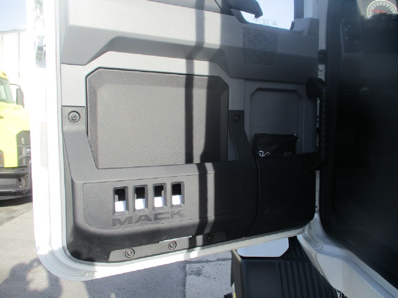 https://imanpro.net/pub/co/tedge/photo/1926/11.jpg?t=20250317111030?
