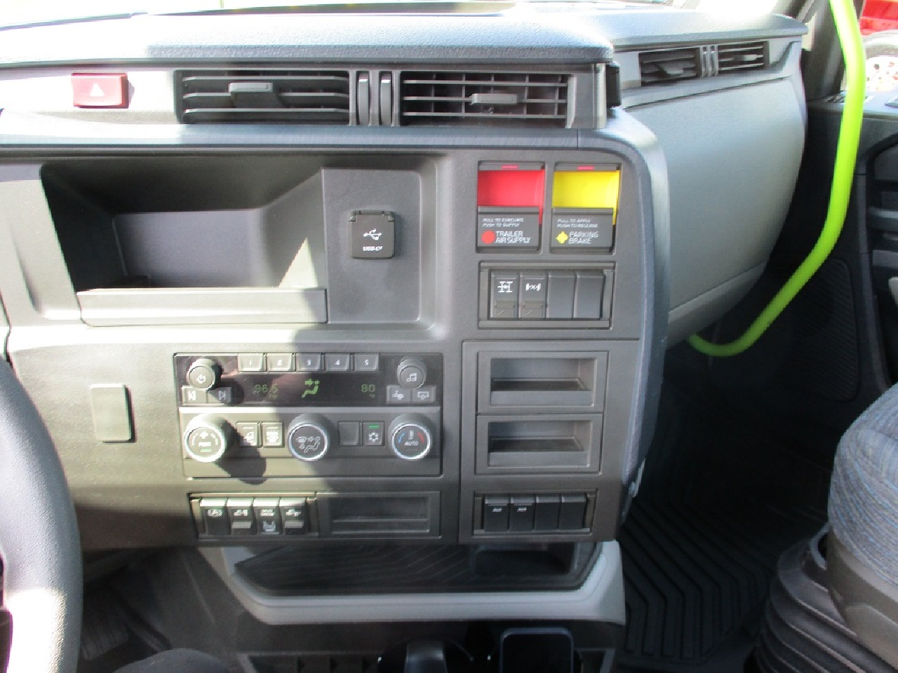 https://imanpro.net/pub/co/tedge/photo/1987/27.jpg?t=20250530130750?