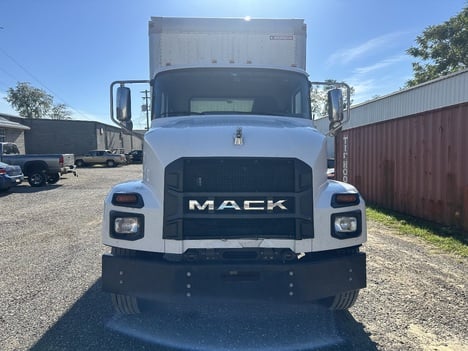2021-mack-md6-42r-box-van-truck #1454090