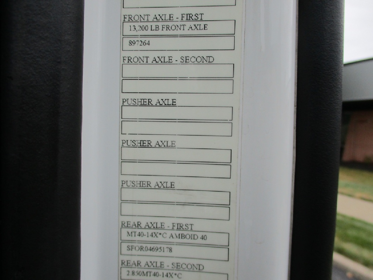 https://imanpro.net/pub/co/tedge/photo/2005/16.jpg?t=20250818141718?