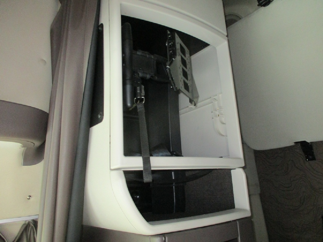 https://imanpro.net/pub/co/tedge/photo/2016/25.jpg?t=20250908102449?