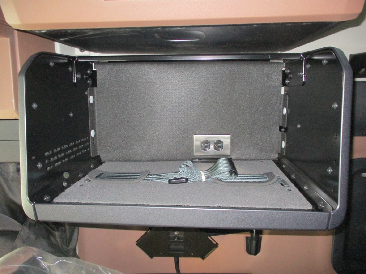 https://imanpro.net/pub/co/tedge/photo/2026/30.jpg?t=20260318081313?