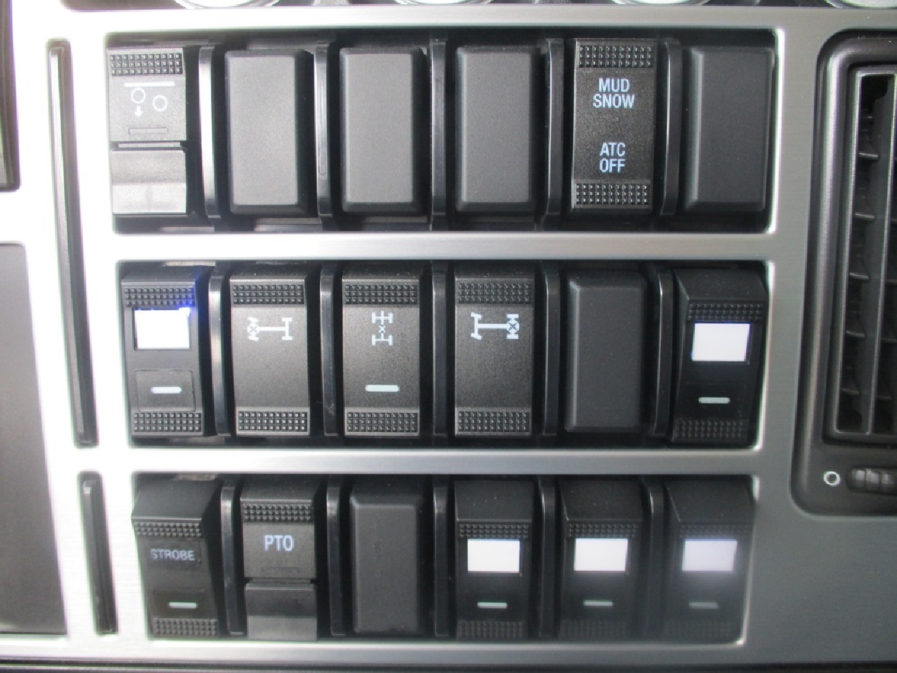 https://imanpro.net/pub/co/tedge/photo/2140/26.jpg?t=20260610134627?