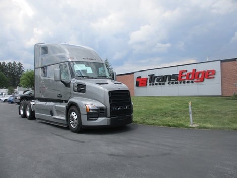 2027 MACK Pioneer 64T Sleeper #