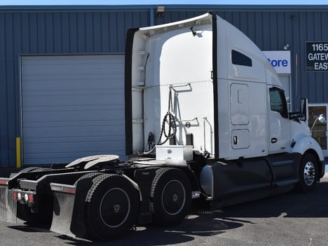 USED 2020 KENWORTH T680 SLEEPER TRUCK #11504-5