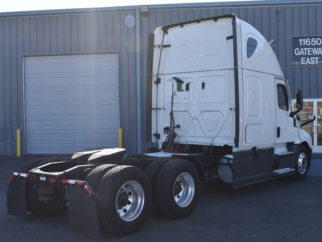 USED 2021 FREIGHTLINER CASCADIA 126 SLEEPER TRUCK #11514-5